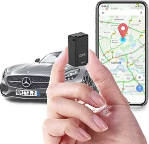 Read more about the article 5 Essential Features to Look for in a Reliable Car GPS Tracker